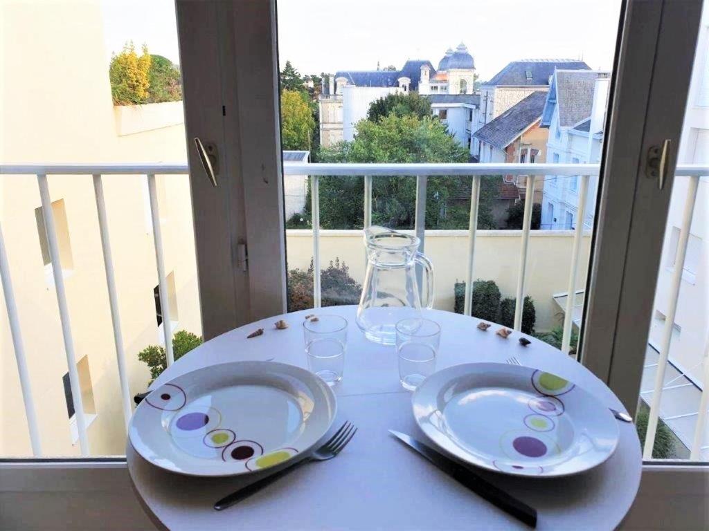 Royan - Studio Lumineux Au Calme - 30M De La Plage - Quartier Du Parc Exteriör bild