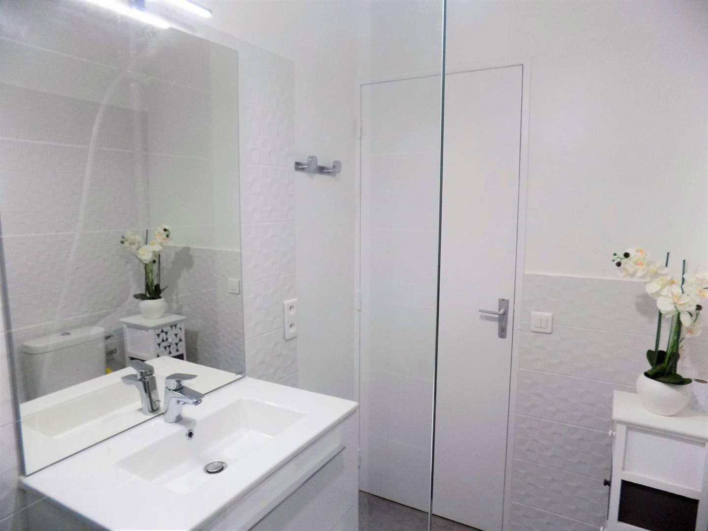 Royan - Studio Lumineux Au Calme - 30M De La Plage - Quartier Du Parc Exteriör bild