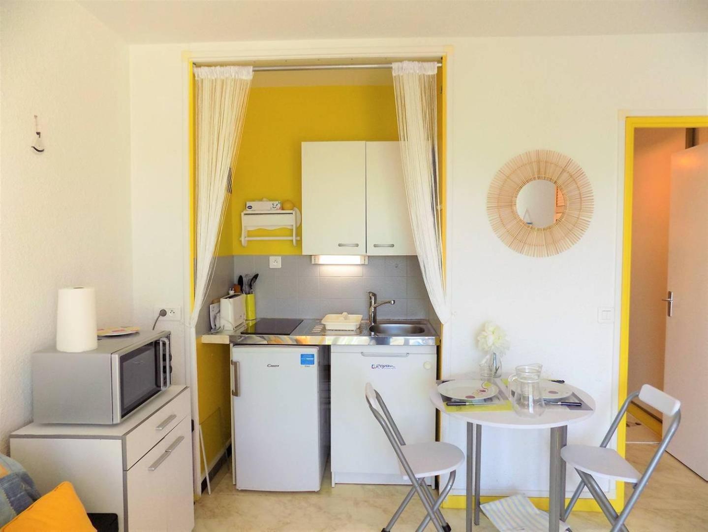 Royan - Studio Lumineux Au Calme - 30M De La Plage - Quartier Du Parc Exteriör bild