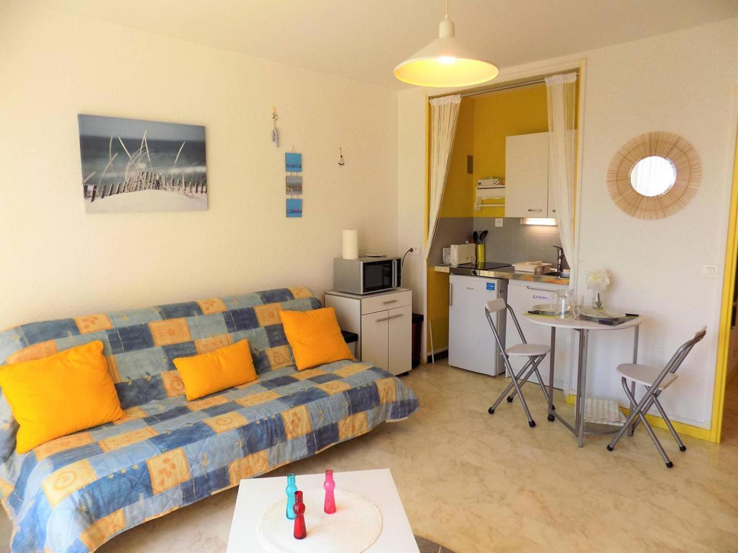 Royan - Studio Lumineux Au Calme - 30M De La Plage - Quartier Du Parc Exteriör bild